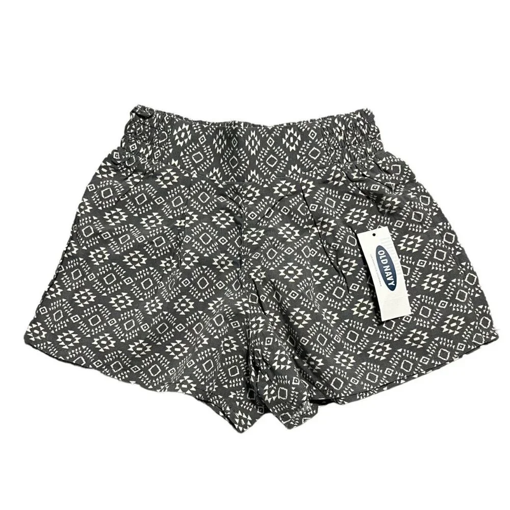NEW Old Navy 3T Grey Geometric Print Shorts